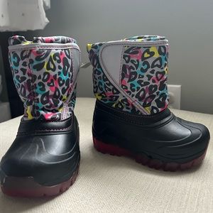 Toddler snow boots